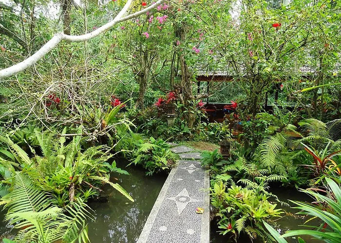 ゲストハウス Gusti's Garden ウブド