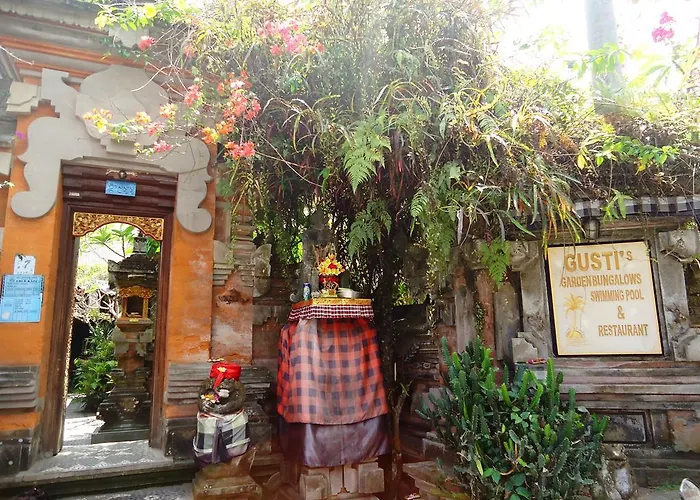 ゲストハウス Gusti's Garden