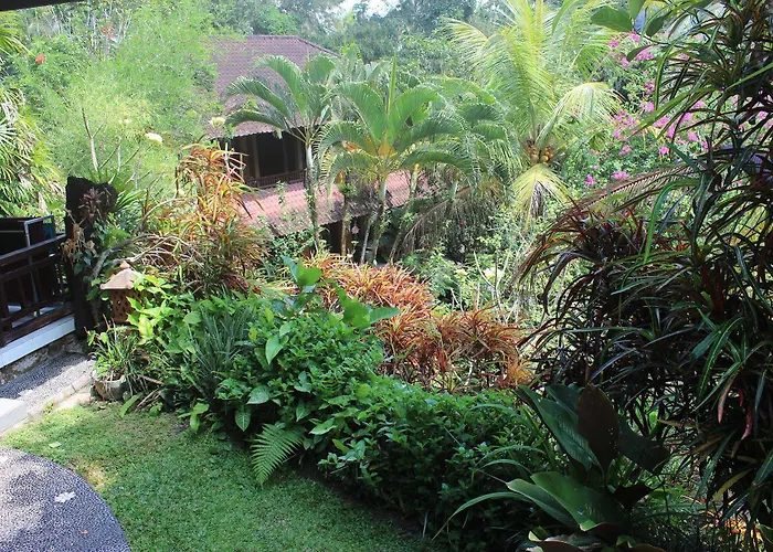 Gusti's Garden ウブド